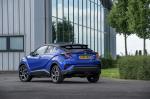 Toyota C-HR Hybrid 2016 года (UK)